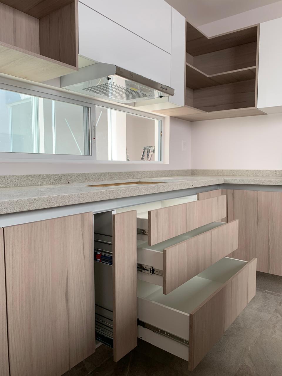 Departamento Angelópolis — cocina Kronell en Puebla